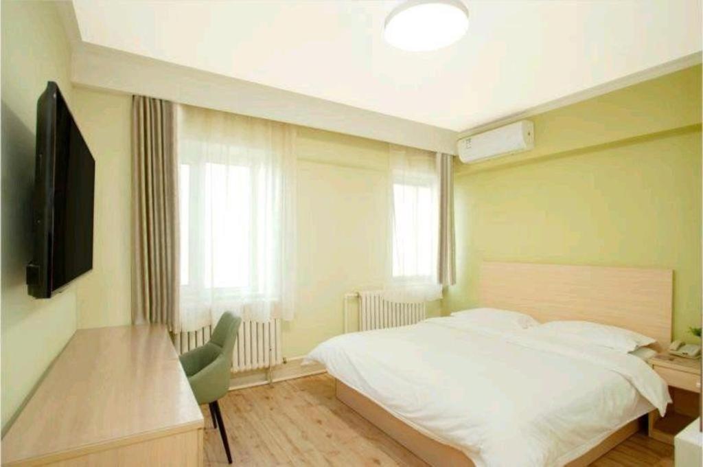 Super 8 Hotel Chengde Imperial Summer Resort Екстериор снимка
