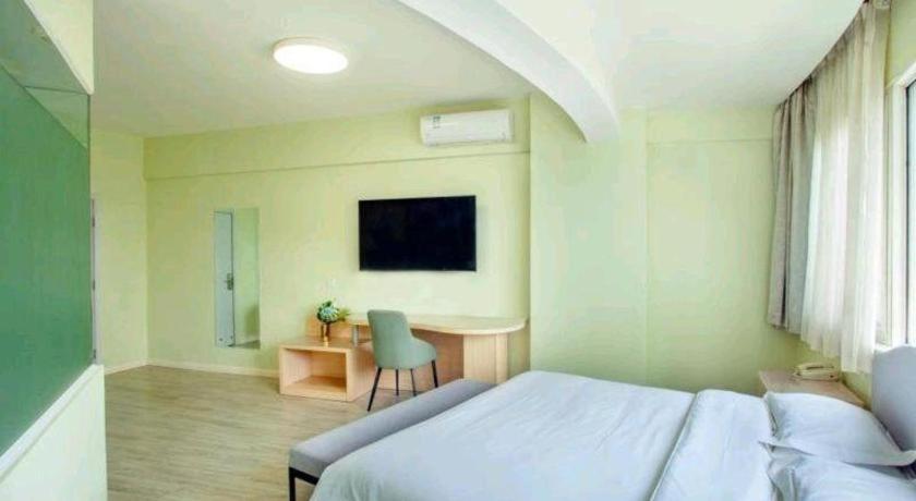Super 8 Hotel Chengde Imperial Summer Resort Екстериор снимка