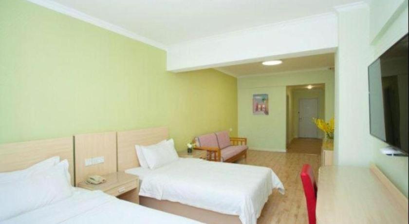 Super 8 Hotel Chengde Imperial Summer Resort Екстериор снимка