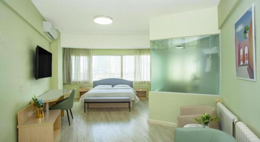 Super 8 Hotel Chengde Imperial Summer Resort Екстериор снимка