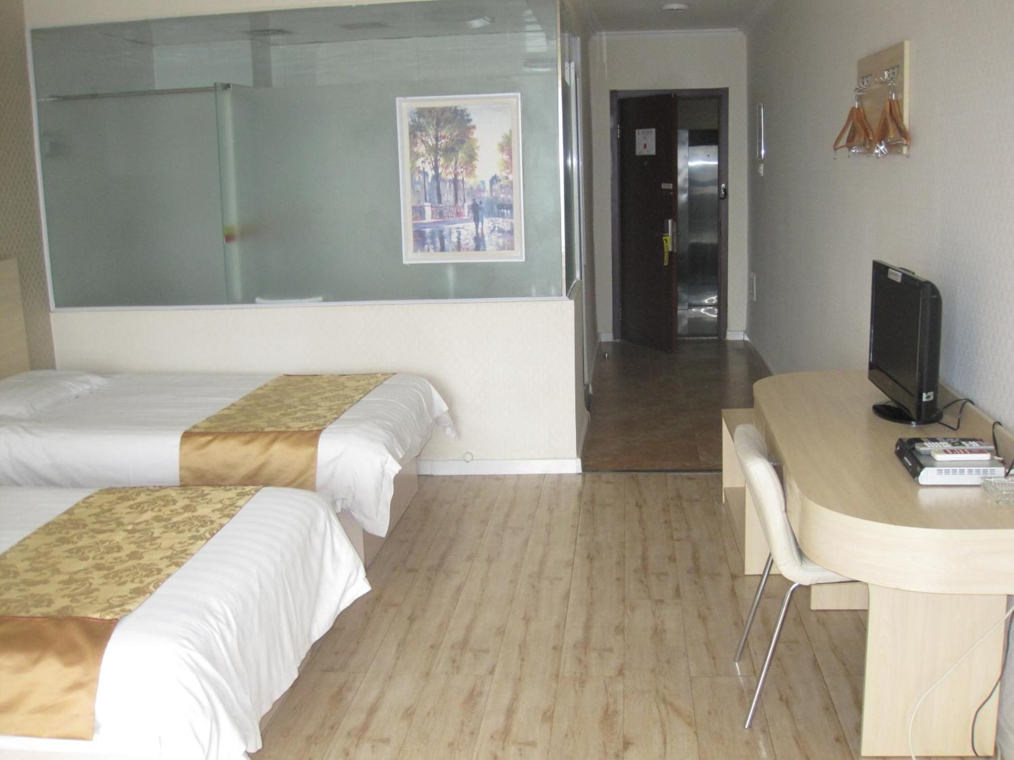 Super 8 Hotel Chengde Imperial Summer Resort Екстериор снимка